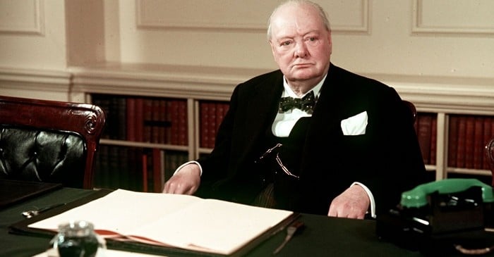 3 citate istorice ale lui  Winston Churchill care te vor inspira