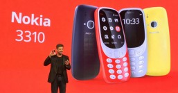 Nokia 3310 readus la viata dupa 17 ani