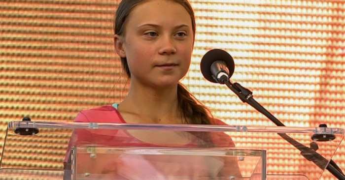 Cine este Greta Thunberg?